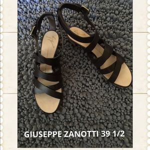 Authentic Giuseppe Zanotti Sandal Dark Brown 39.5